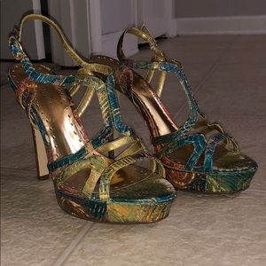 Multi color heels